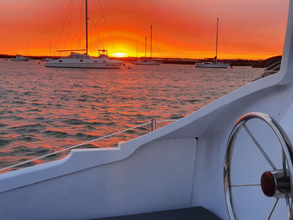 Hotel Barco Casa Catamara Sleepandboat Distrikt Distrikt Faro Exterior foto