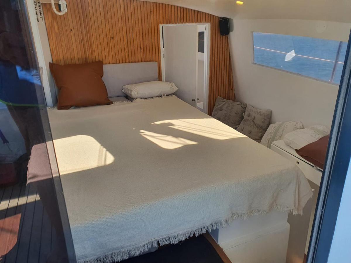 Hotel Barco Casa Catamara Sleepandboat Distrikt Distrikt Faro Exterior foto